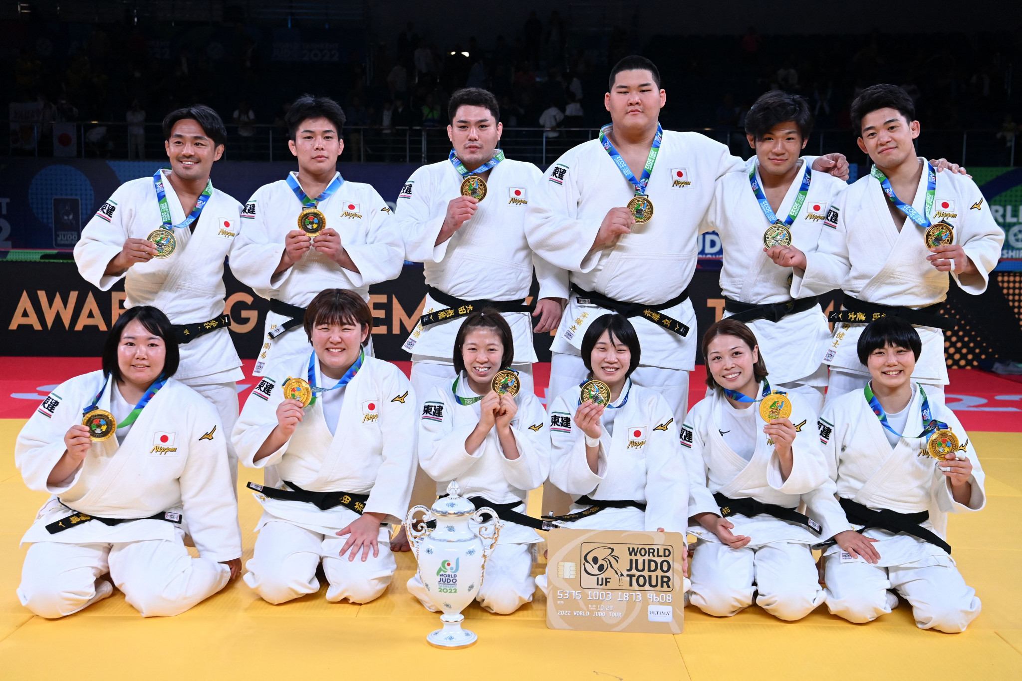 Japan beat France in the World Judo Championships mixed team tournament to win a fifth gold in the discipline ©Getty Images
