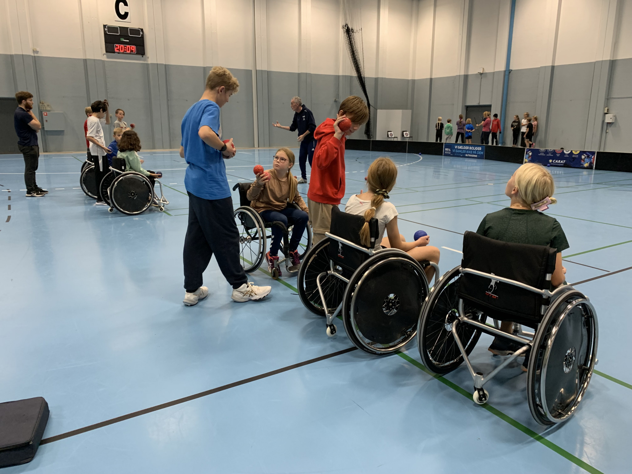 Danish children in Vejle take part in Para sport at school, even if they may not have a disability ©Vejle Municipality 