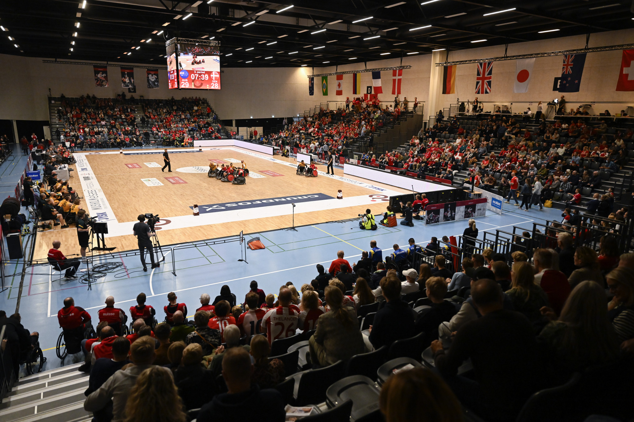 Home supporters came out in full force at the DGI Huset Sports Complex to support the Danes ©Lars Møller/Parasport Denmark