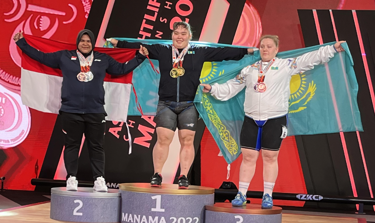 Kazakhstan took gold and bronze in the women's super-heavyweights, which was won with a career-best total of 277kg by Aizada Muptilda ©Brian Oliver

