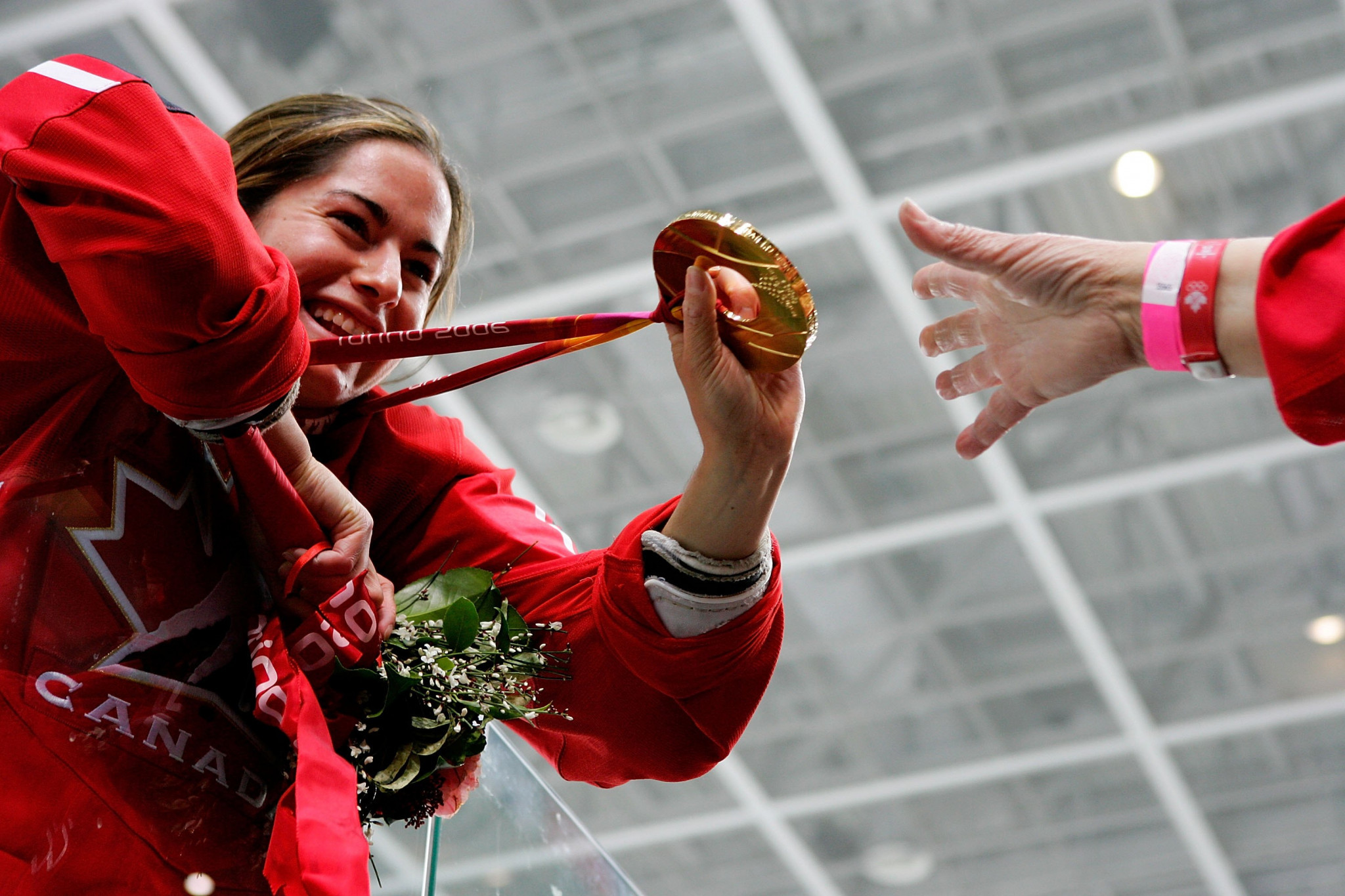Katie Weatherston won Olympic gold with Canada at Turin 2006 but has slammed the country's ice hockey governing body for its approach to players' medical bills ©Getty Images