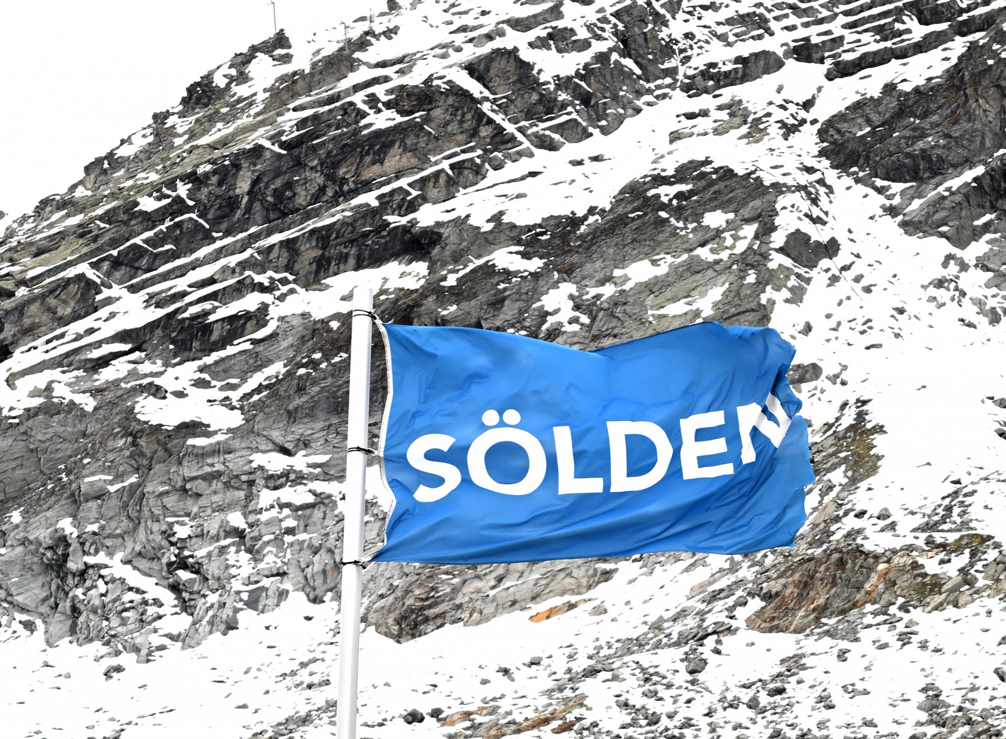 Bad weather cancels first race of Alpine Ski World Cup season in Sölden