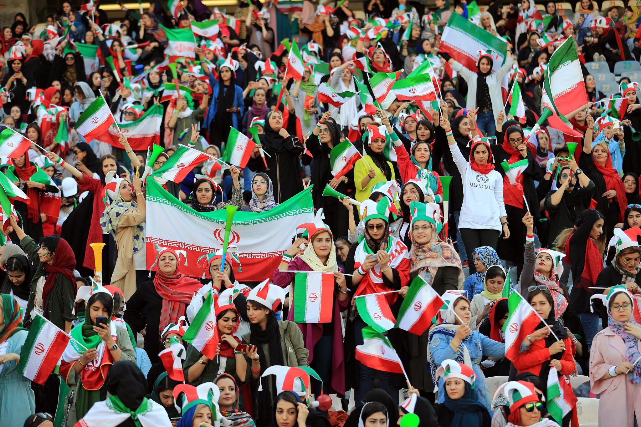 Iranian sporting personalities have called on FIFA to ban Iran from the World Cup in Qatar ©Getty Images