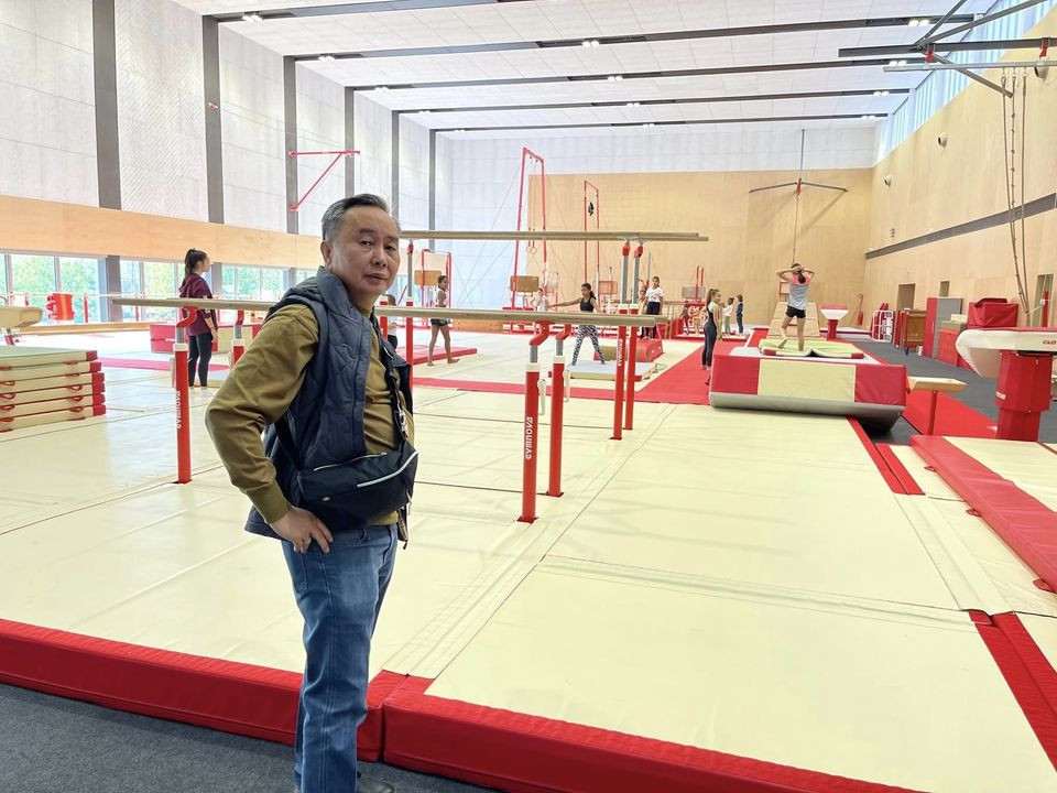 POC President Bambol Tolentino has led a tour of potential training venues in Paris for athletes who will compete at the 2024 Olympics and Paralympics ©Facebook/TolentinoBambol