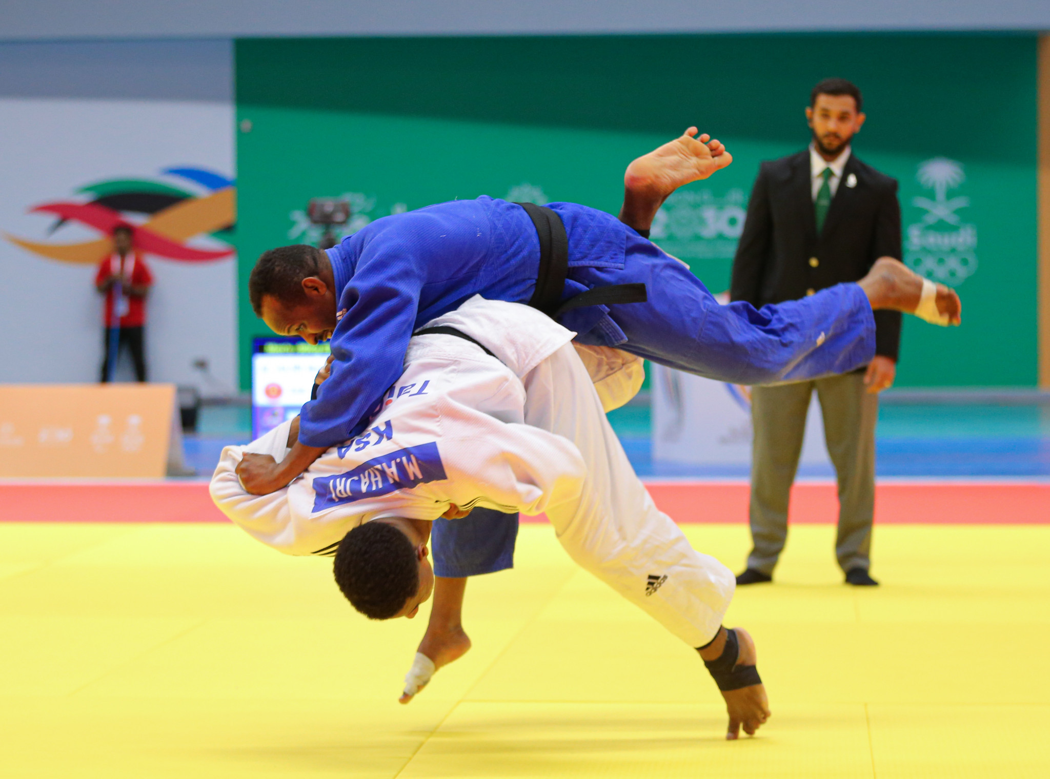 Judokas contested fiercely for medals at the King Saud University Arena ©Saudi Games