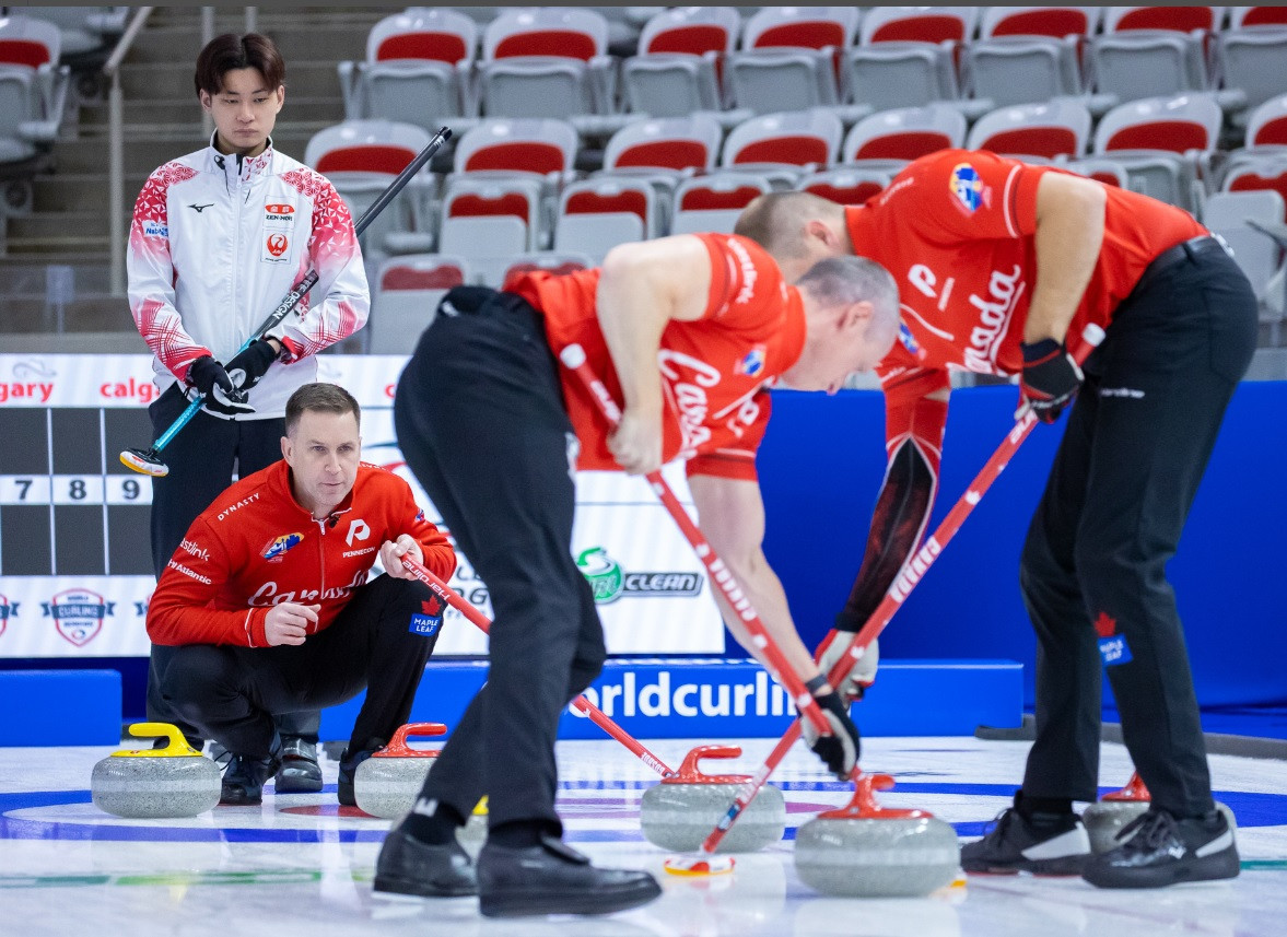 Hosts Canada topped the men's standings in Alberta ©WCF/Steve Seixeiro