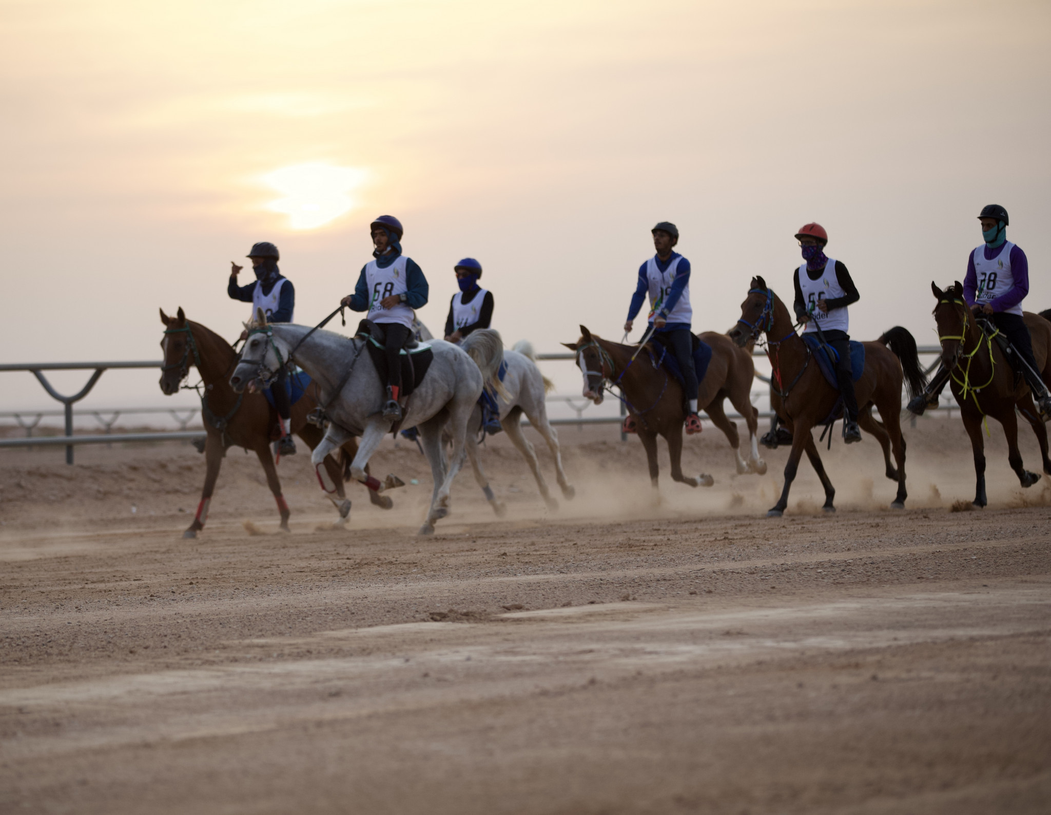 Riders raced to the finish in the equestrian endurance mixed team competition ©Saudi Games