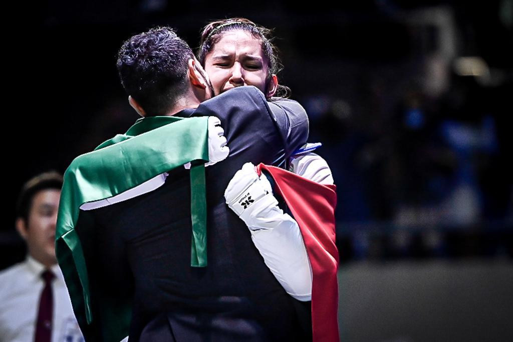 Soltero wins world title on home soil as Chaari and Khodabakhshi triumph