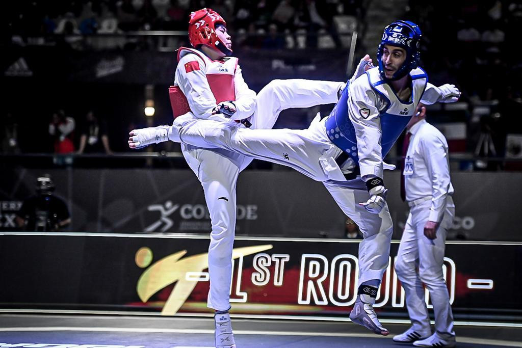 Serbia’s Mahdi Khodabakhshi 
saw off Meng Mingkuan of China in the men's under-87kg final ©World Taekwondo