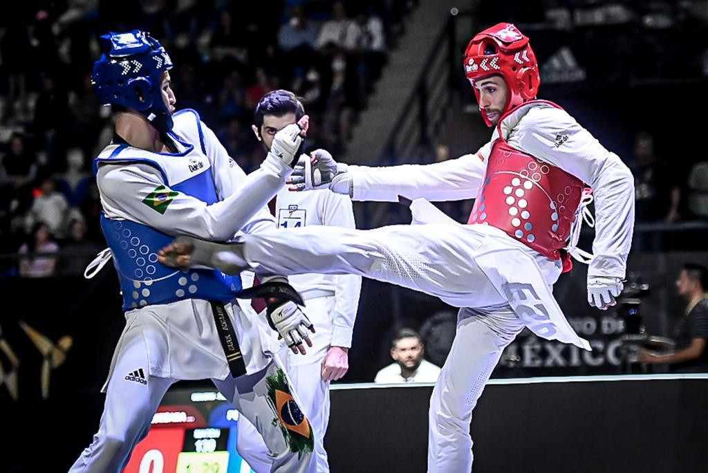 Daniel Quesada Barrera of Spain faced Edival Pontes of Brazil in the men’s under-74kg final ©World Taekwondo