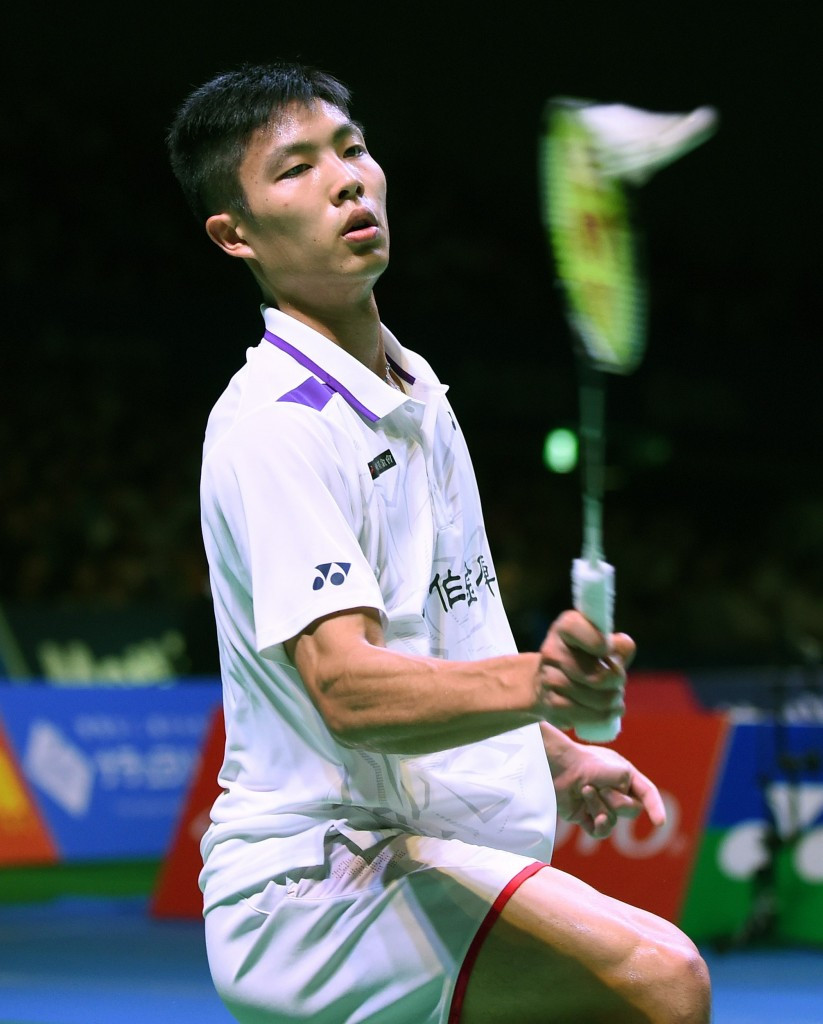 Chou comes from behind to keep Swiss Open hopes alive
