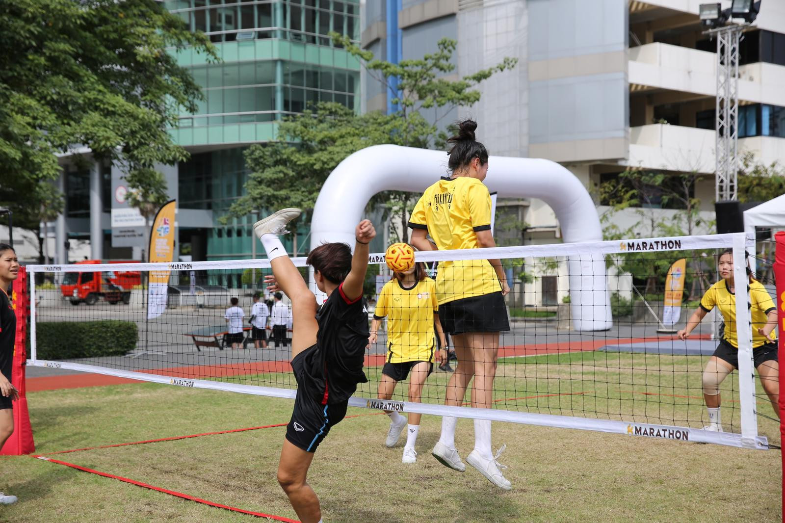 Bangkokthonburi University dominated men's and women's sepak takraw events ©UTS 