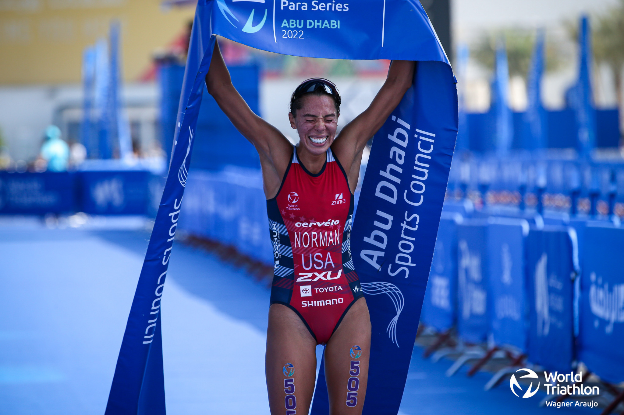 The United States' Grace Norman produced a superb performance to go one better than her women's PTS5 silver last year ©World Triathlon