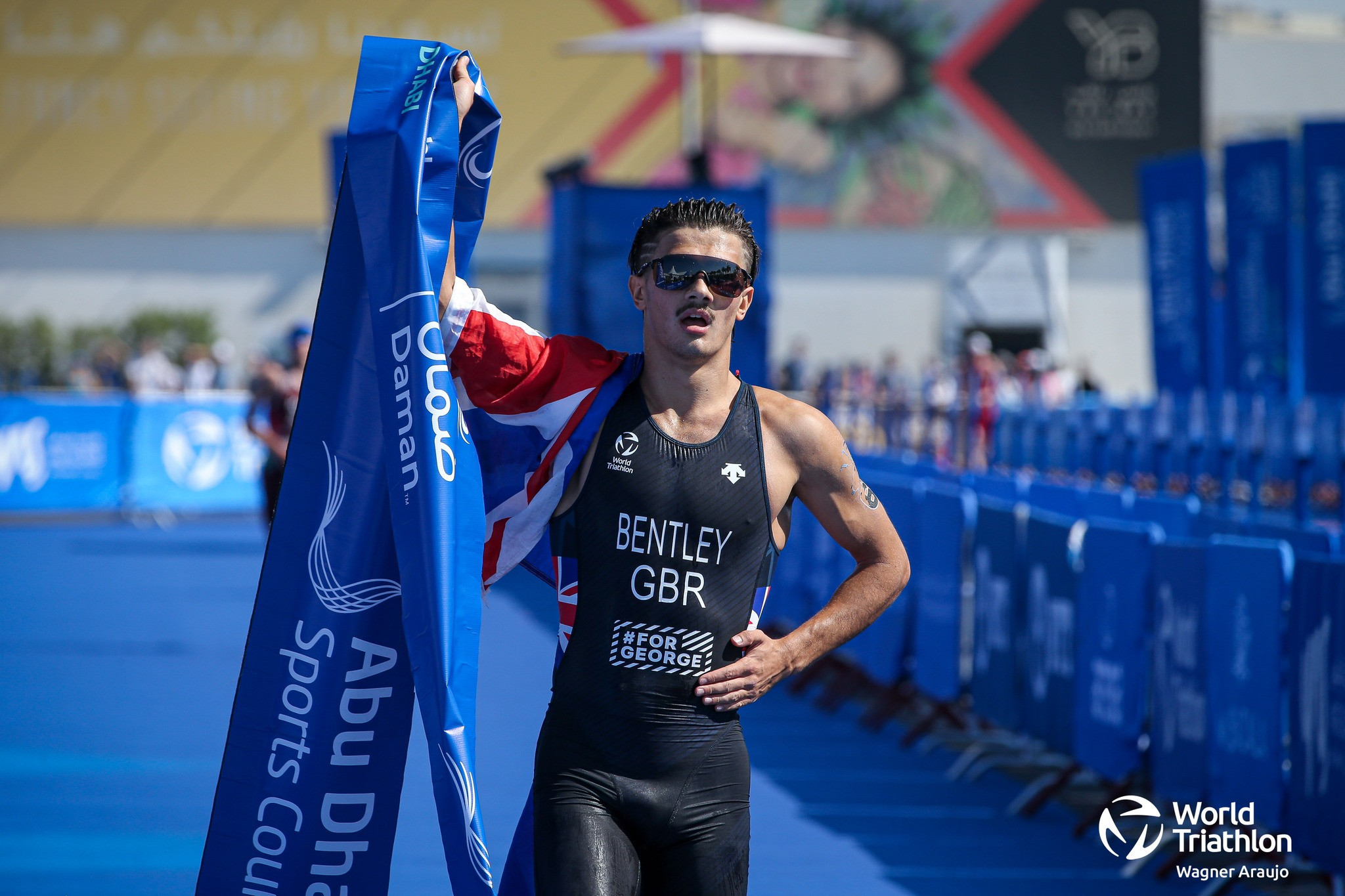 Britain's Connor Bentley produced a superb attack in the men's under-23 race to drive clear of his challengers ©World Triathlon