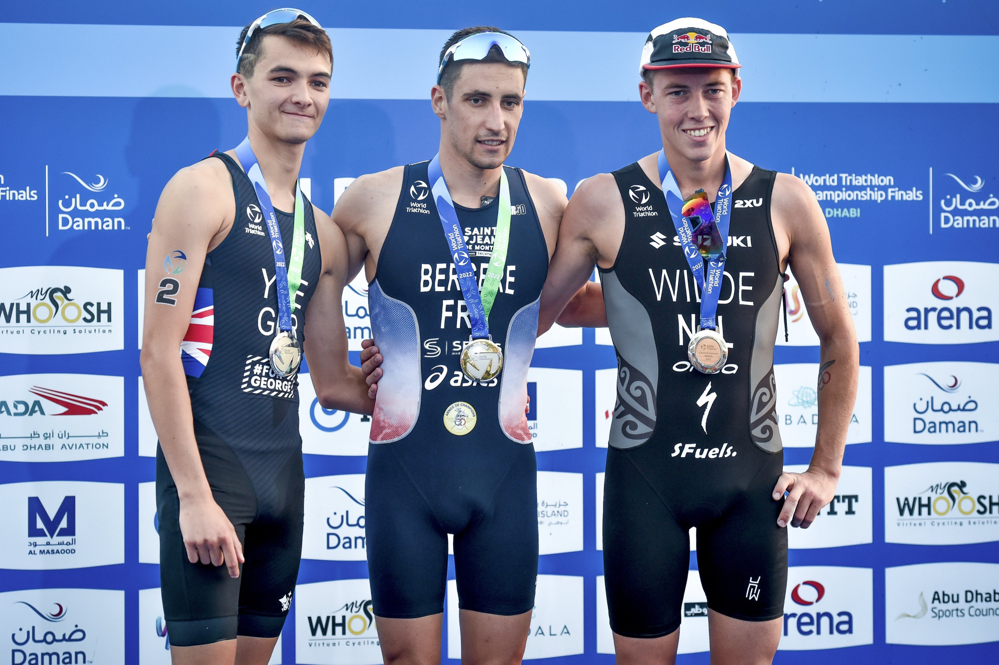 Bergere stuns Yee and Wilde to be crowned men's triathlon world champion