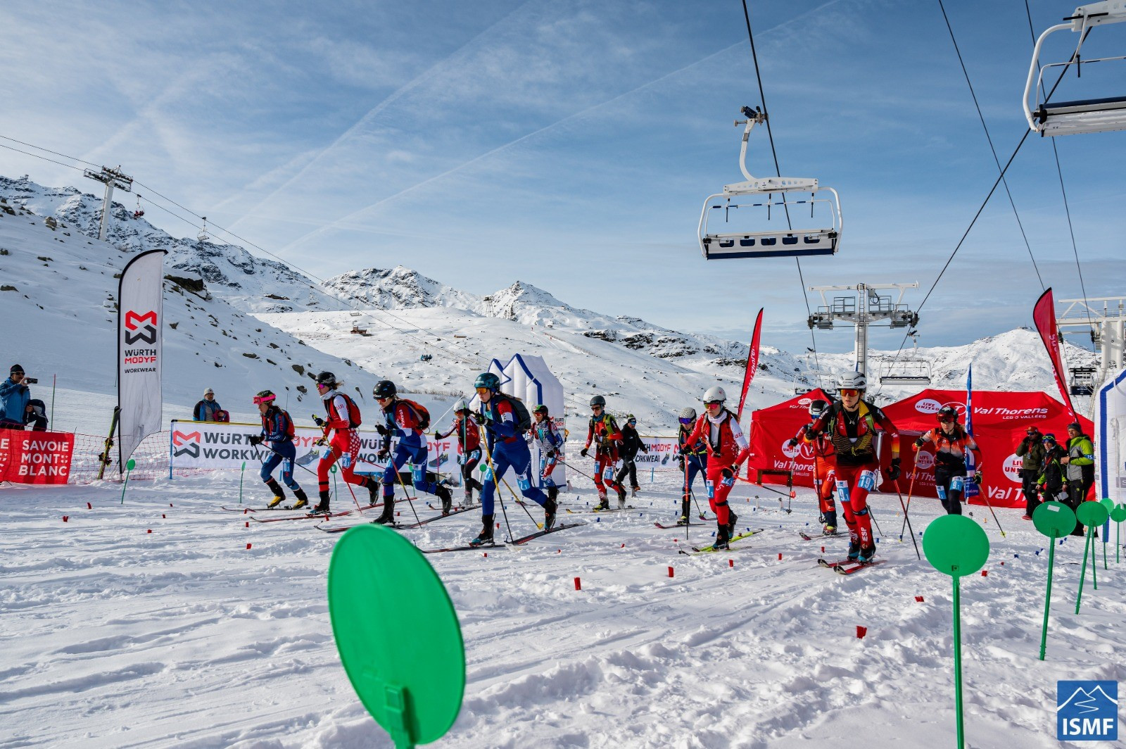 Val Thorens set the stage for the first mixed relay event at an ISMF World Cup ©ISMF