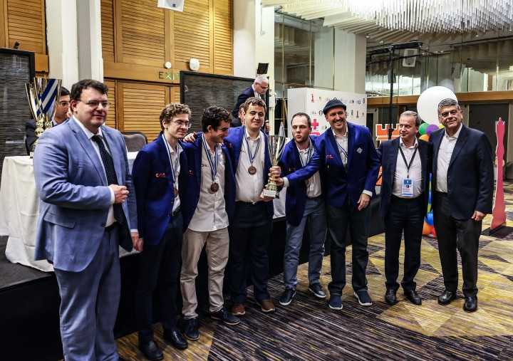 Spain claimed the bronze medal, defeating India 3-1 in a playoff after the two teams tied 2-2 ©FIDE