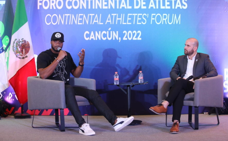 Jamaica's recently-retired former world 100m record holder Asafa Powell spoke to more than 100 representatives at the Panam Sports Athletes Forum ©Panam Sports