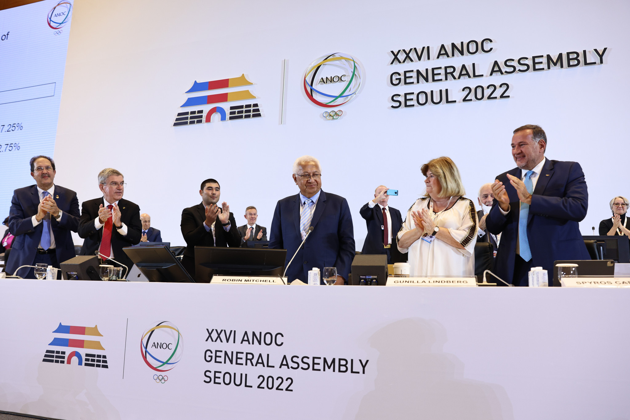 Robin Mitchell, third right, was elected as ANOC President in October, having held the role on an acting basis since 2018 ©ANOC