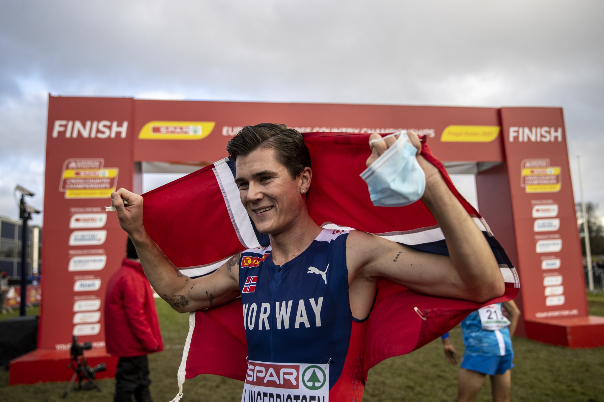 Norwegians Ingebrigtsen and Grøvdal eyeing title defence at European Cross Country Championships