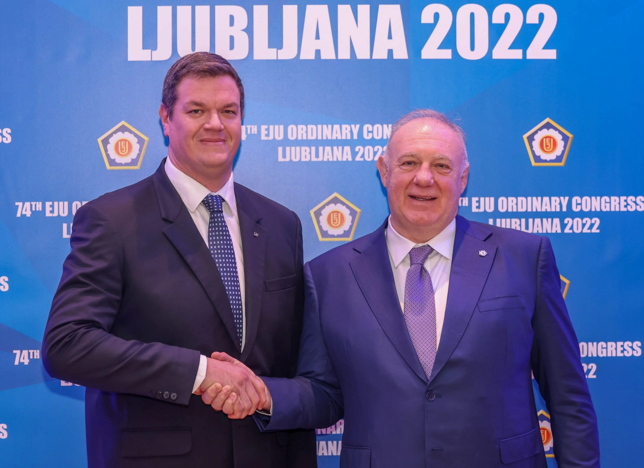 László Tóth, right, insists that "cooperation is key to success" in 2023 ©EJU