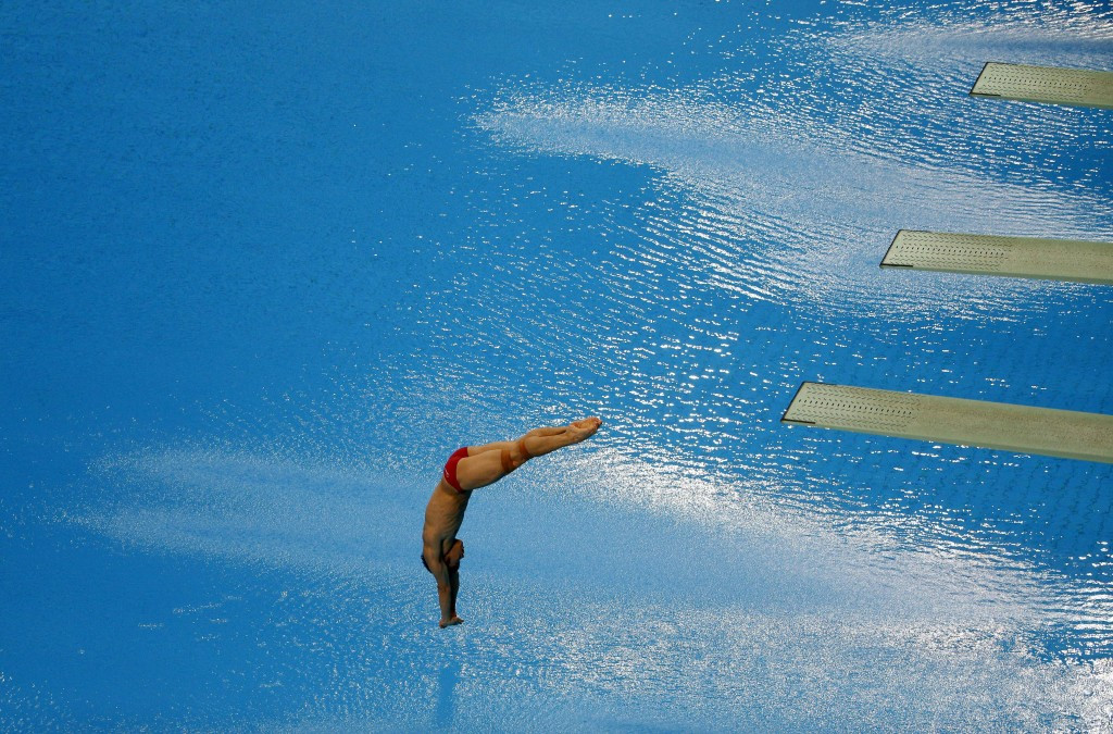 Magnificent seven as Cao leads way on another day of Chinese dominance at FINA Diving World Series