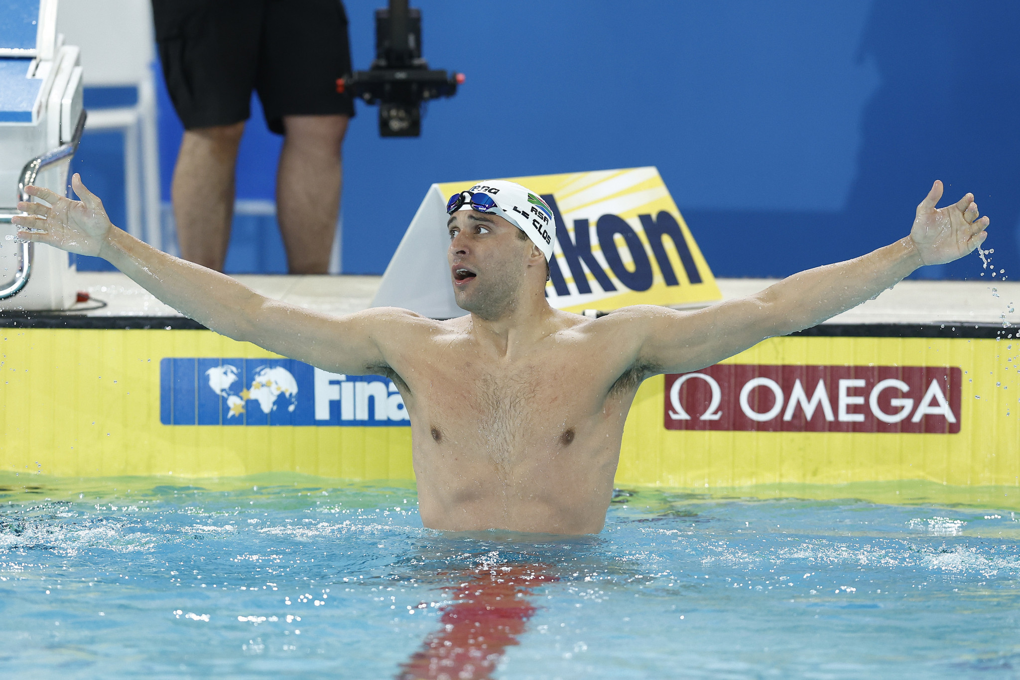South Africa's Chad le Clos struggled to hold back the tears after capturing his 11th world short-course title with victory in the men's 200m butterfly ©Getty Images