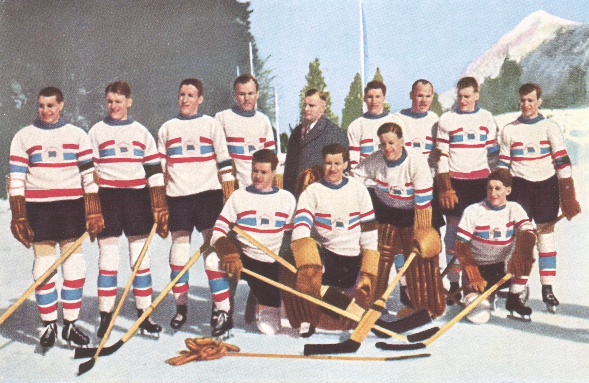 A total of nine of the 13 players who represented Britain at Garmisch-Partenkirchen 1936 grew up in Canada ©Getty Images