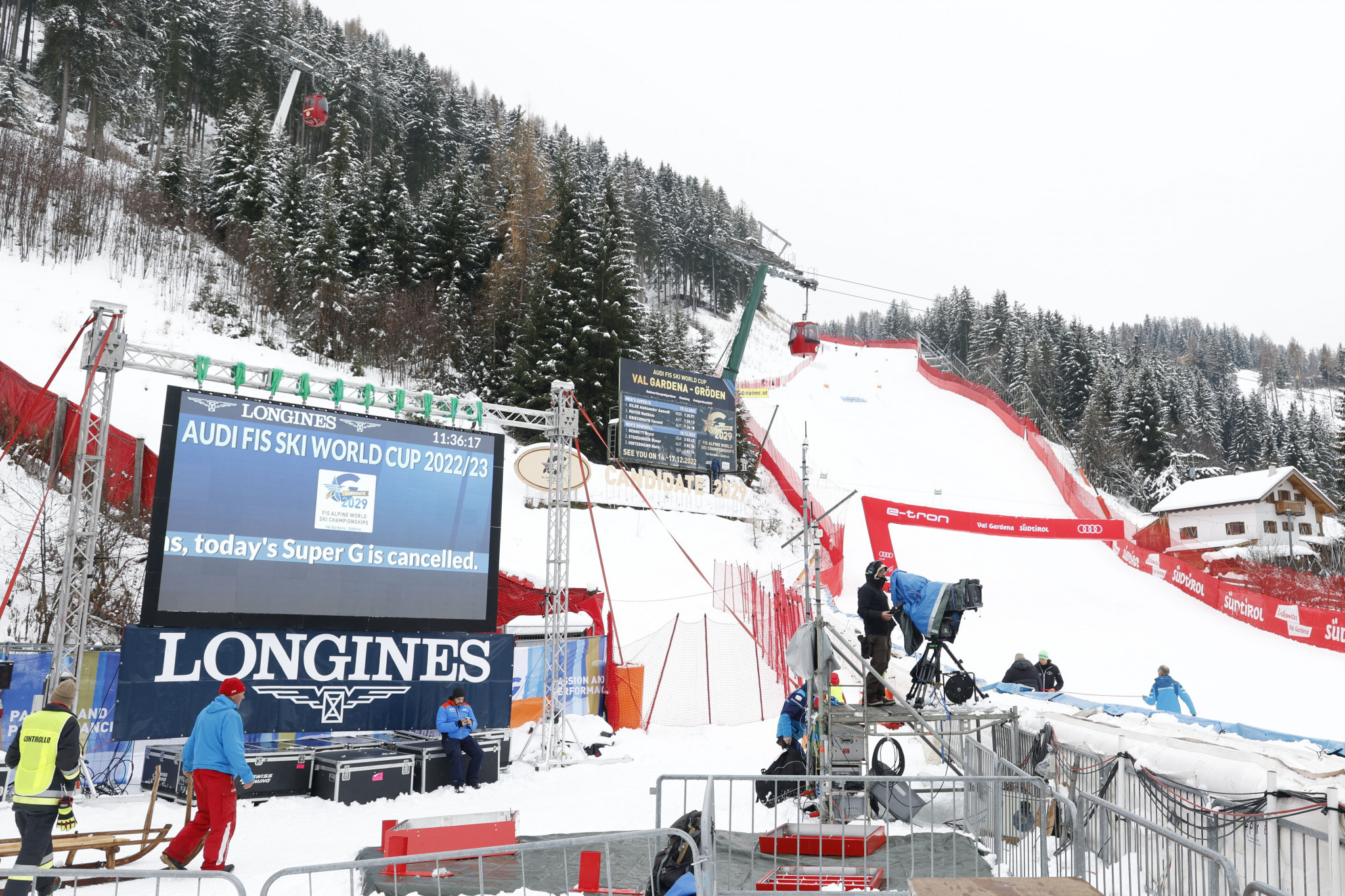 Visibility was too poor for safe racing in Val Gardena today ©Getty Images
