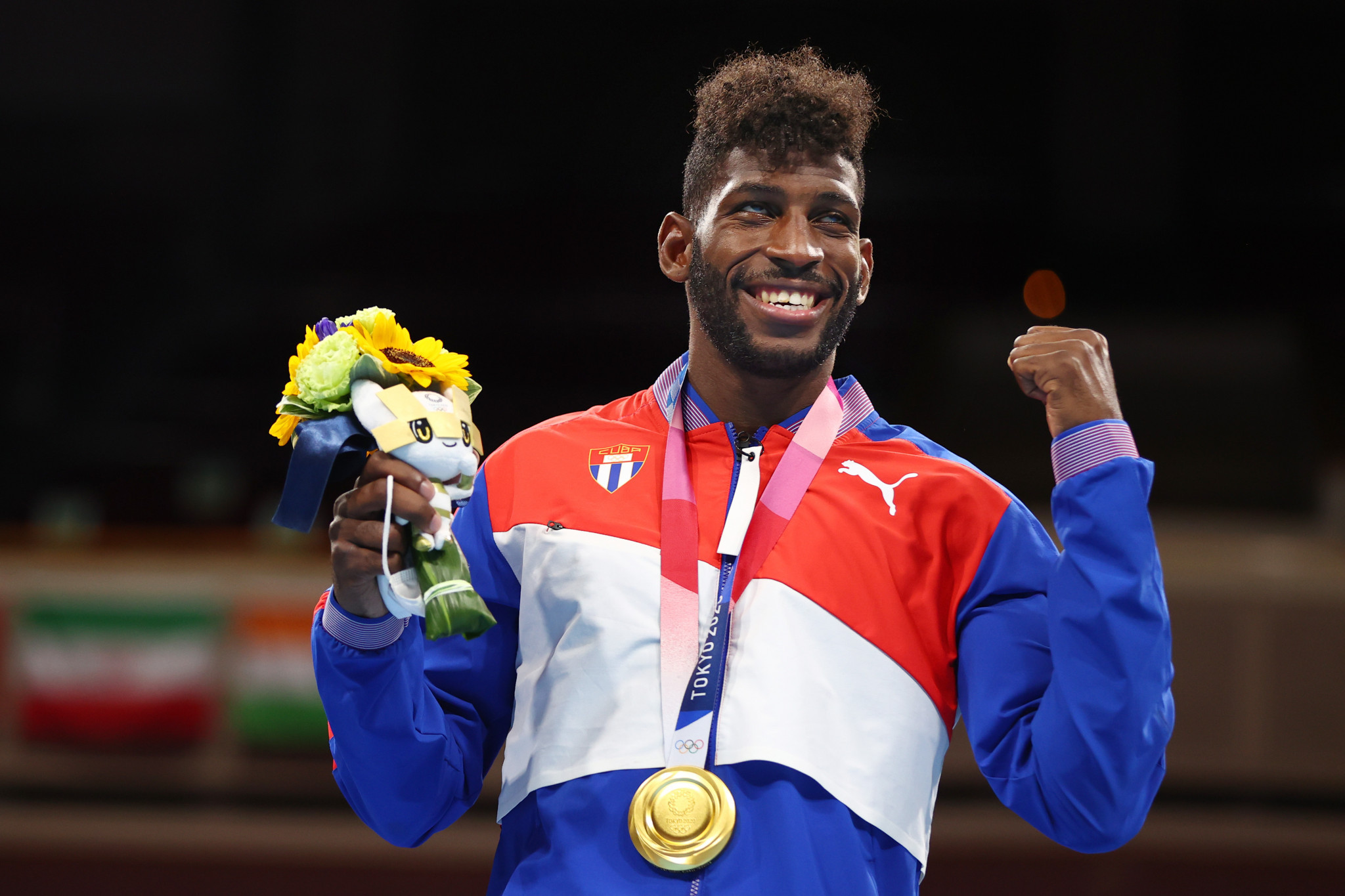 Olympic and world boxing champion Cruz claims he left Cuba legally after defection speculation