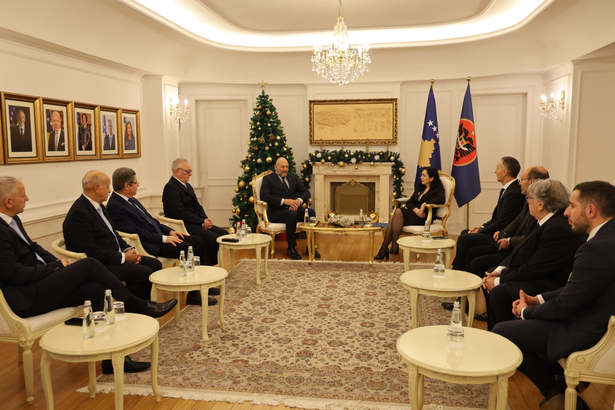 ICMG President Davide Tizzano in conversation with Kosovo President Vjosa Osmani at the in Pristina ©ICMG
