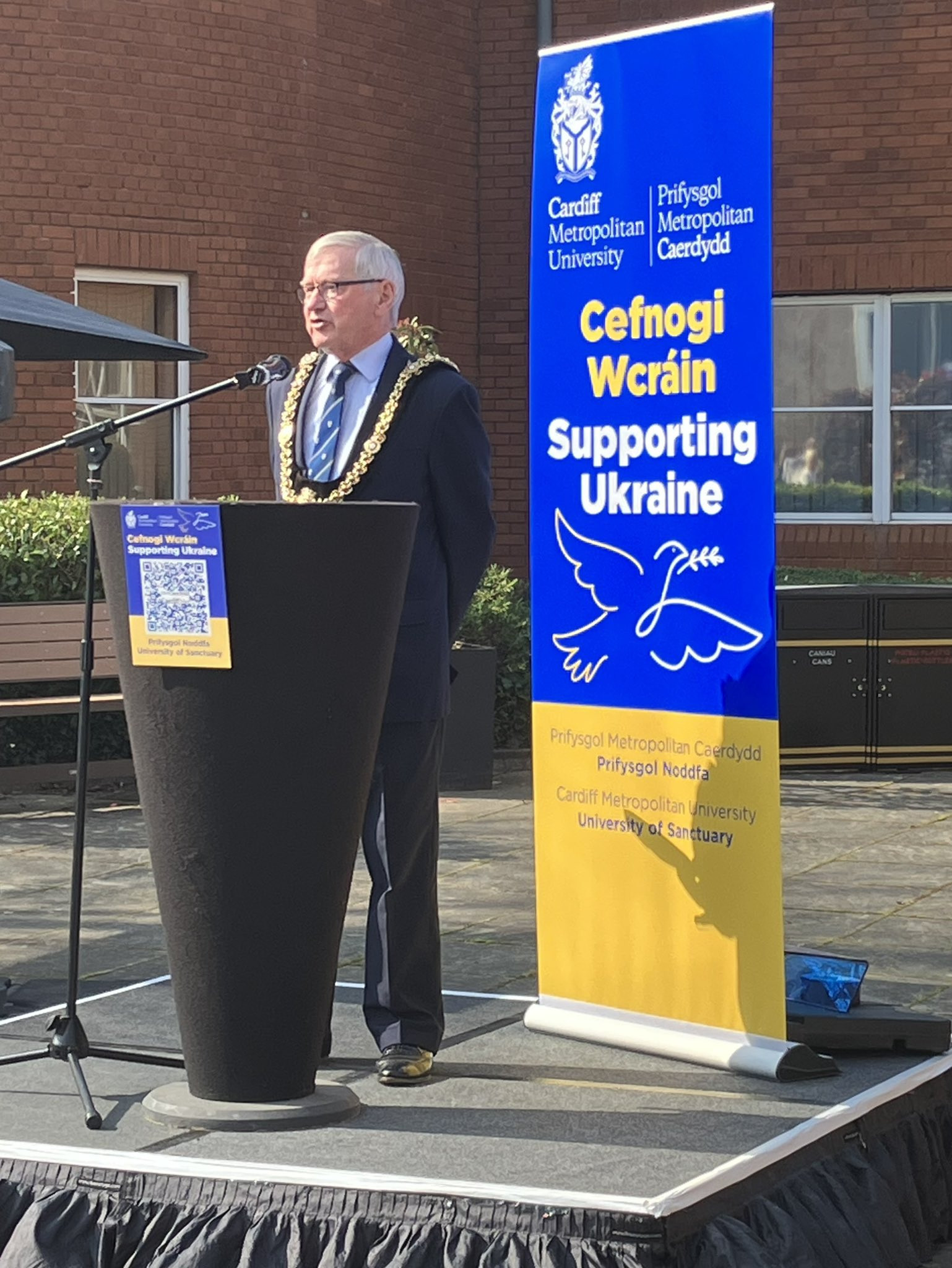 Cardiff Metropolitan University is supporting Ukraine's athletes in their preparations for Paris 2024 as part of initiative between British and Ukrainian institutions ©Twitter