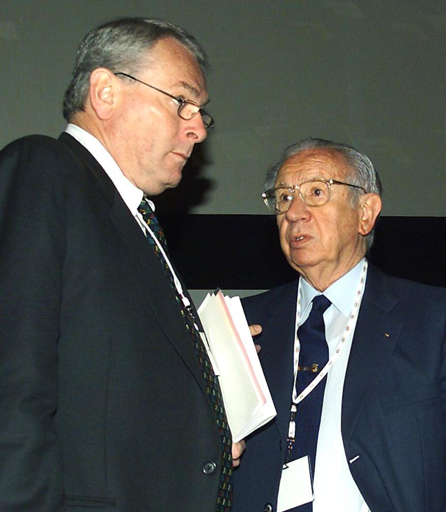 Richard Pound, left, worked closely with Juan Antonio Samaranch, serving as IOC vice-president during Samaranch's Presidency ©Getty Images
