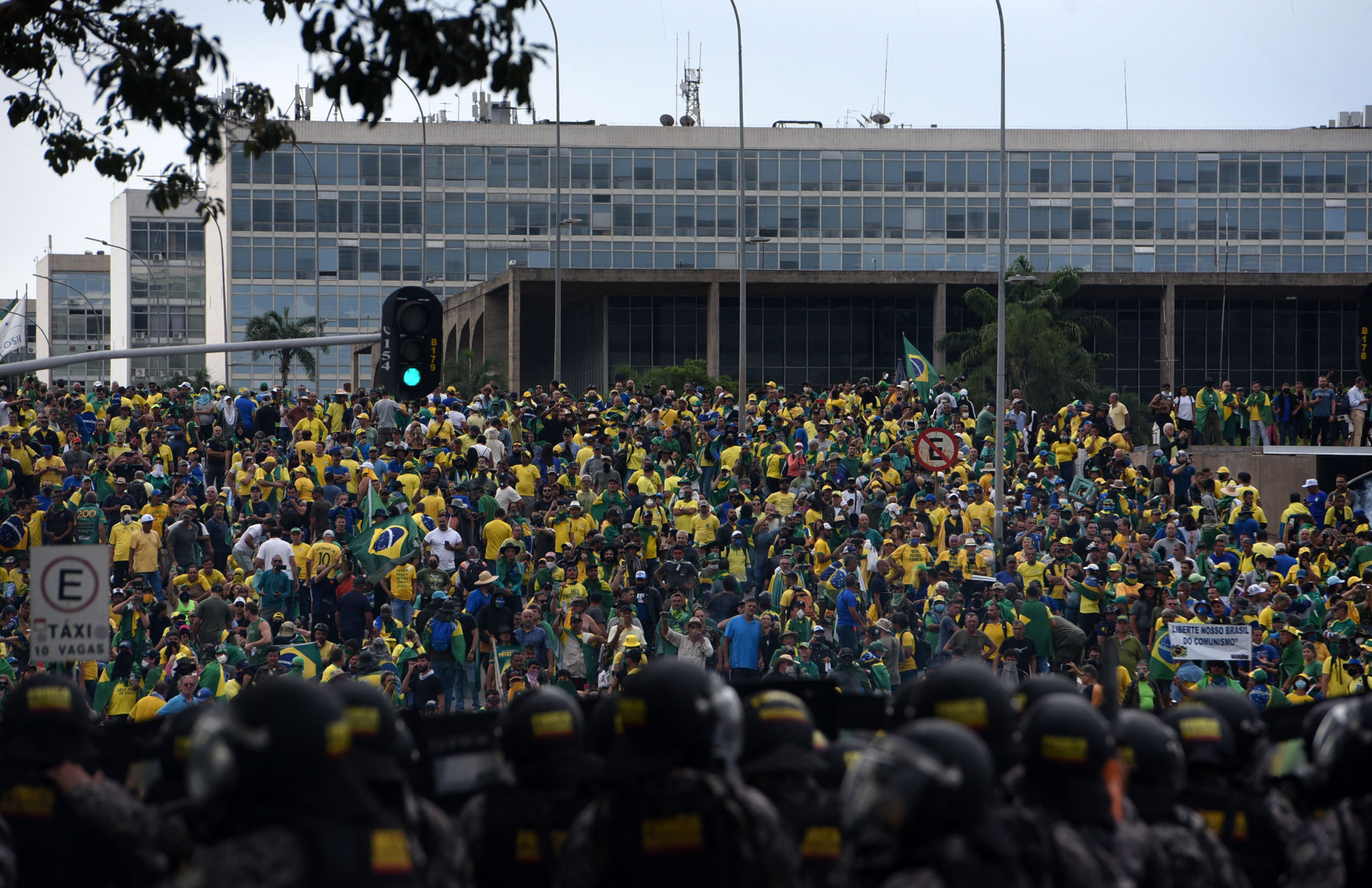 The CBF has condemned the actions of rioters, who wore the national football jersey during the chaotic protests in Brasília ©Getty Images