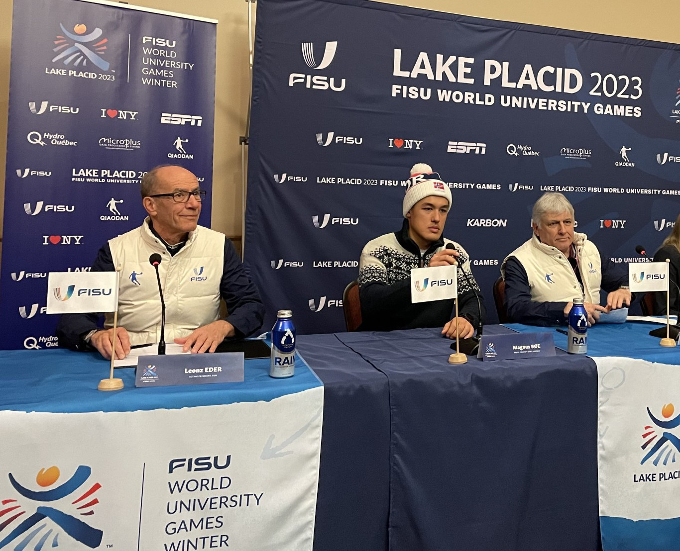 Norwegian cross-country skier Magnus Bøe, centre, has endorsed Lillehammer to host the 2027 FISU Winter World University Games ©ITG
