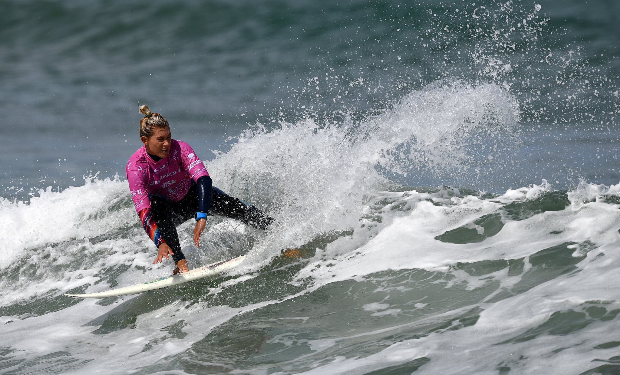 Young surfers from 12 nations receive ISA scholarships