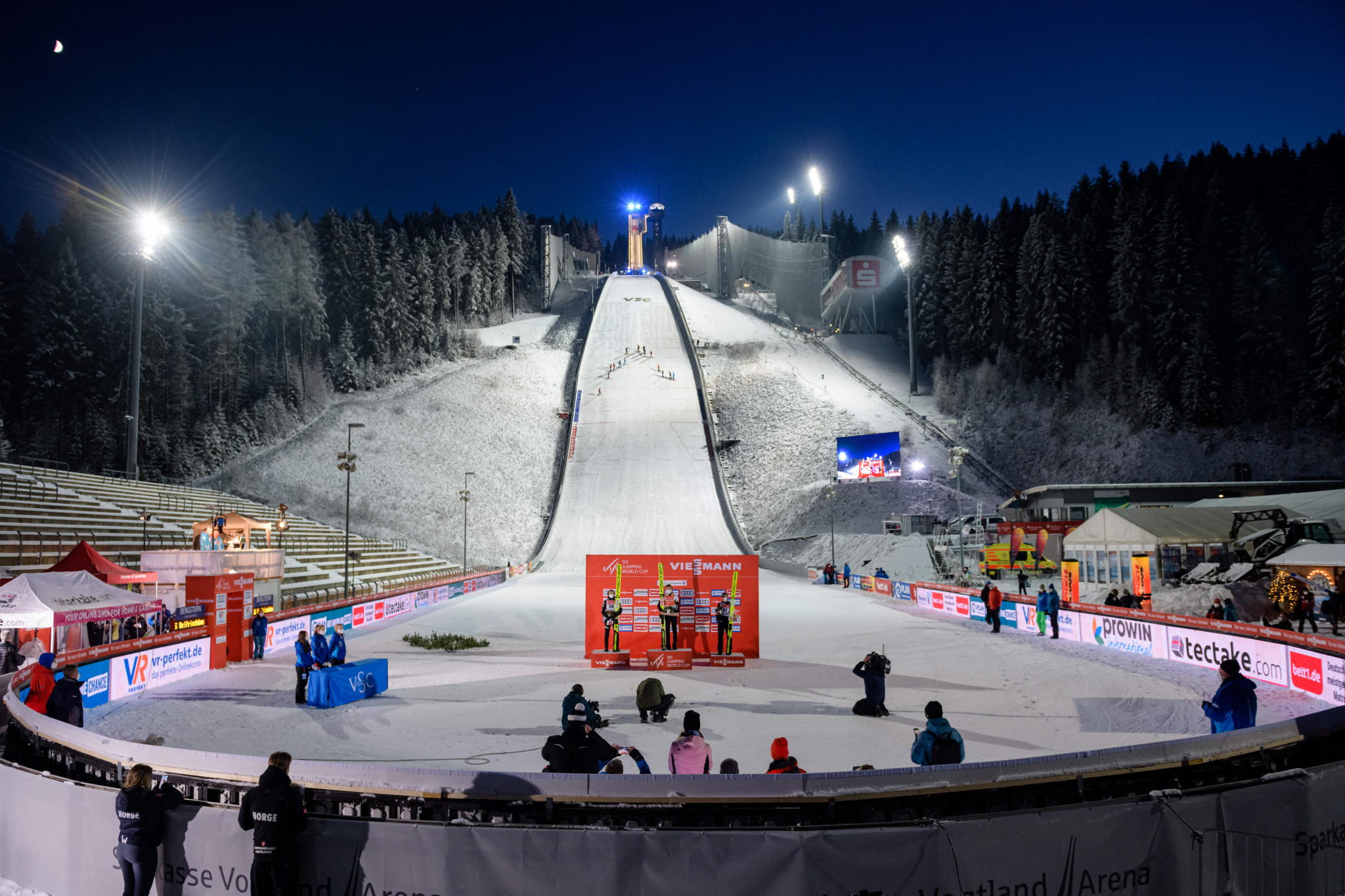 The FIS Nordic Combined World Cup double-header in Klingenthal has been postponed because of "unfavourable weather conditions" ©Getty Images