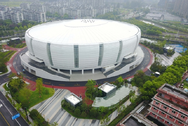 The first permanent outdoor badminton court in China has been built alongside the Binjiang Gymnasium, which will host the sport at this year’s delayed Hangzhou 2022 Asian Games ©Hangzhou 2022