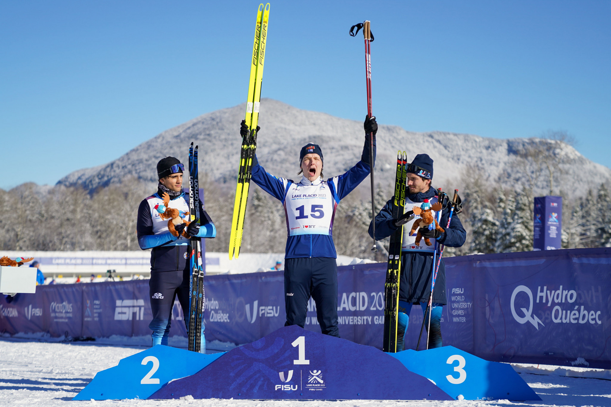 Spaniard Jaume Pueyo, left, and France's Tom Mancini managed to bag silver and bronze, respectively, in the men's contest ©FISU