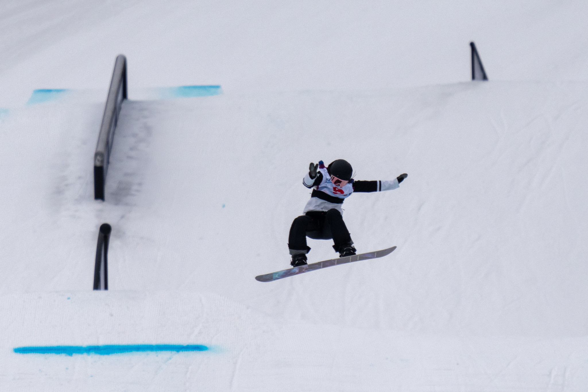 Tinkara Tanja Valcl finished first in the opening run of the women's snowboard slopestyle but then came last on the next run to settle for third ©FISU