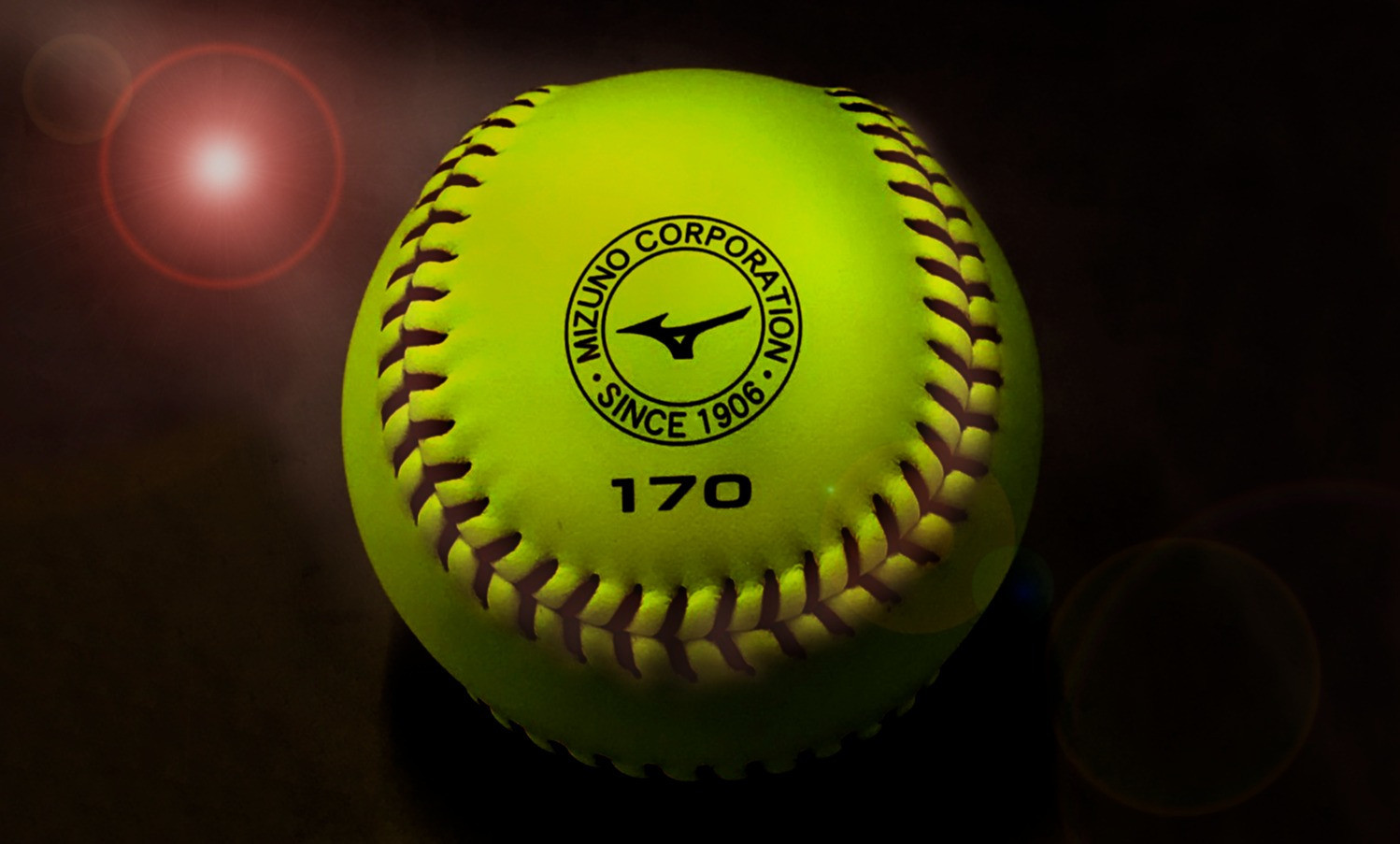 WBSC and Mizuno have unveiled a sustainable ball to be used at softball World Cup events ©WBSC