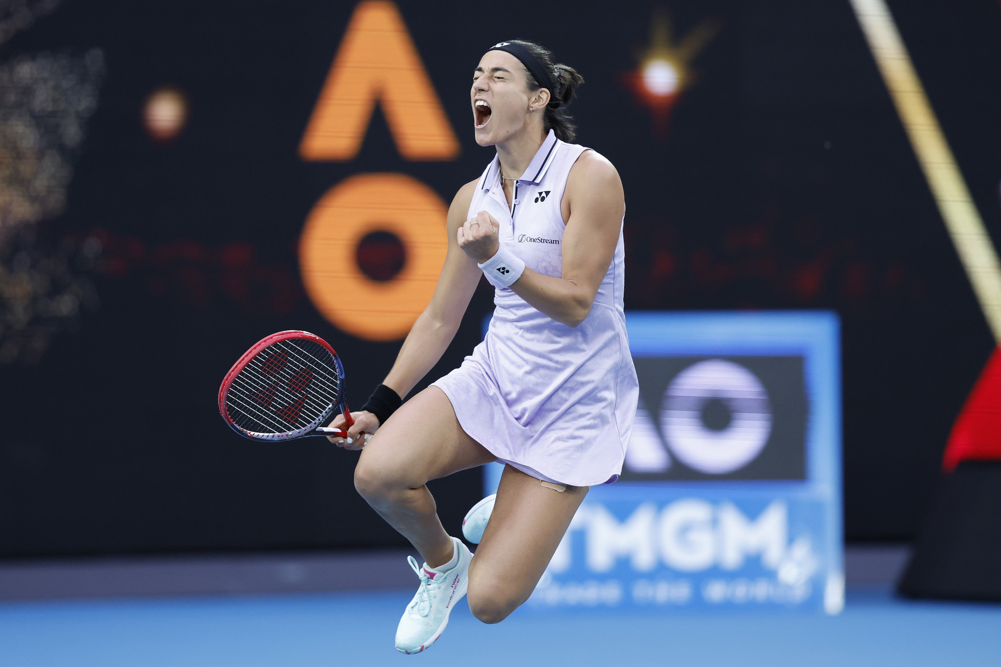 Caroline Garcia of France overcame Canada's Leylah Fernandez 7-6, 7-5 to reach the third round ©Getty Images