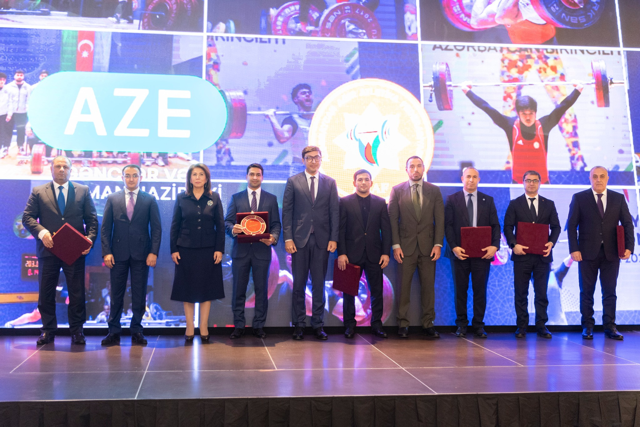 Azerbaijan Weightlifting Federation seeks donations for clubs to develop sport