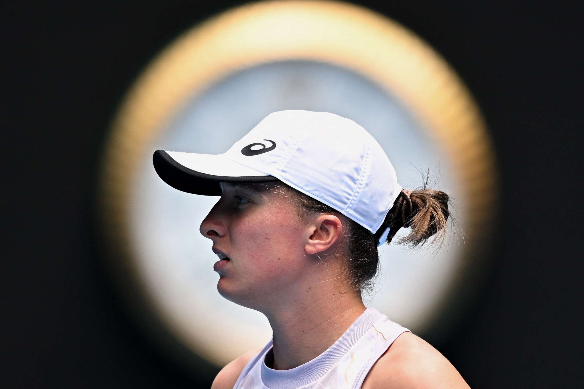Świątek suffers shock defeat to Rybakina in Australian Open fourth-round