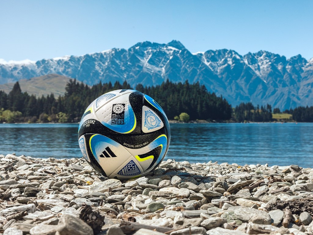 OCEAUNZ pays tribute to geographical features of the host countries, including New Zealand's mountain ranges ©Adidas