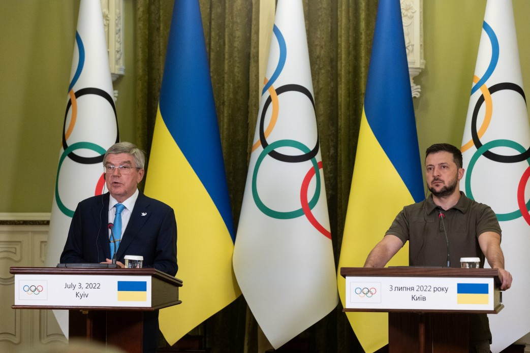 Volodymyr Zelenskyy, right, tweeted an invitation to IOC President Thomas Bach to visit the war-affected city of Bakhmut 