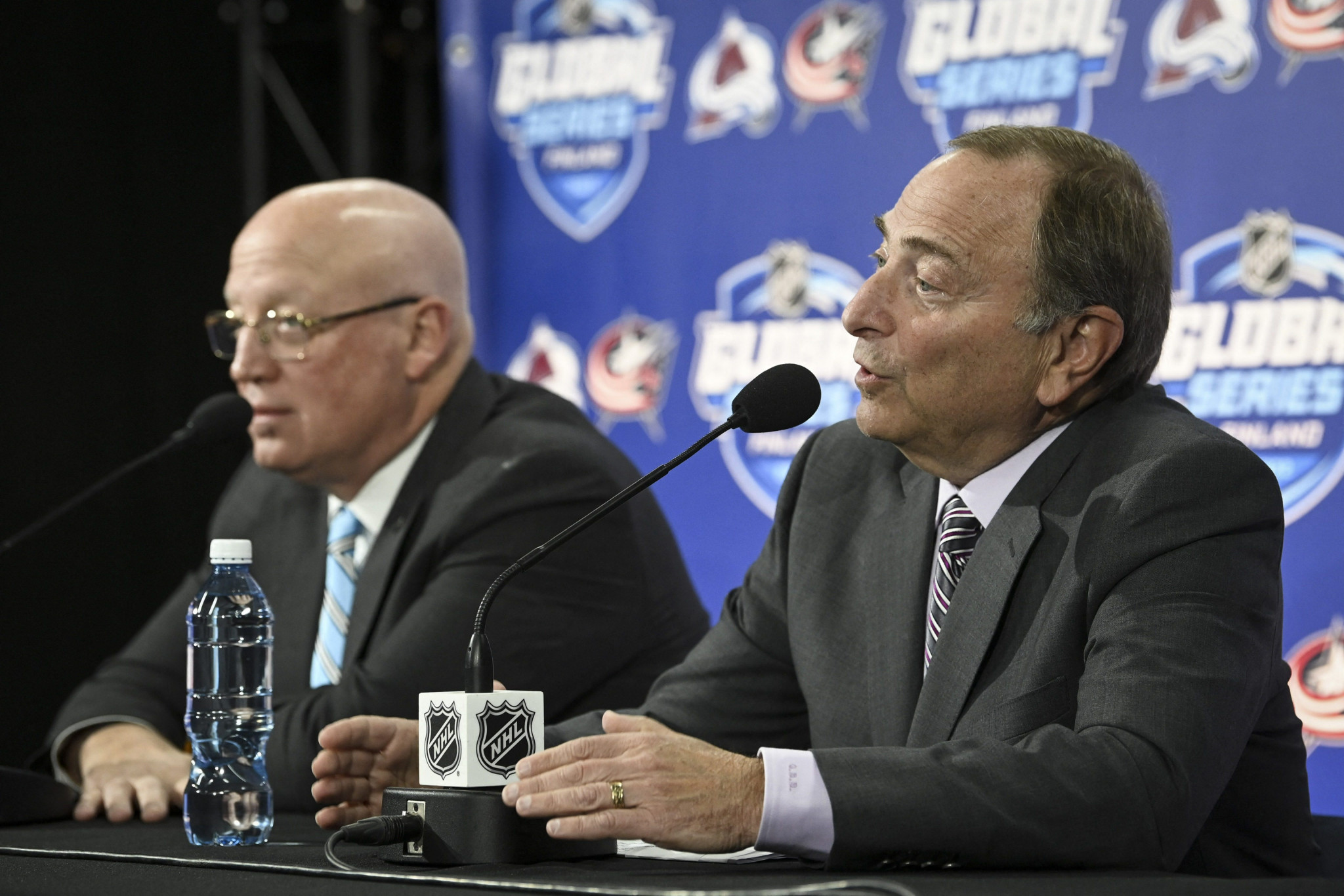 National Hockey League commissioner Gary Bettman, right, and deputy commissioner Bill Daly, left, held a meeting with International Ice Hockey Federation President Luc Tardif ©Getty Images