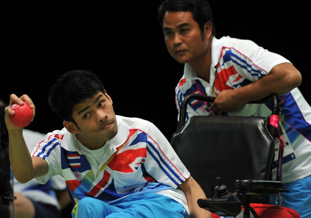Pattaya Tadtong set up a re-match of the Paralympic final with David Smith