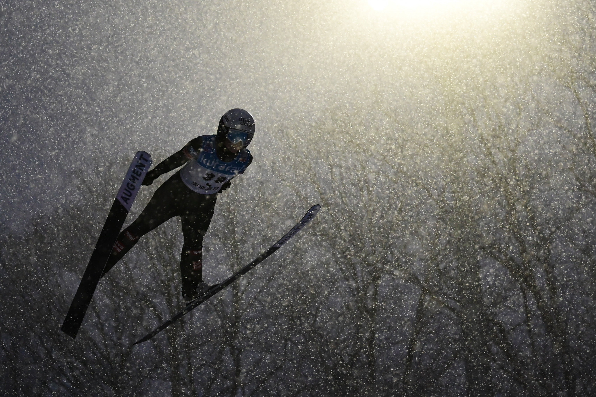 Kreuzer edges Pinkelnig to take gold at FIS Ski Jumping World Cup in Hinzenbach