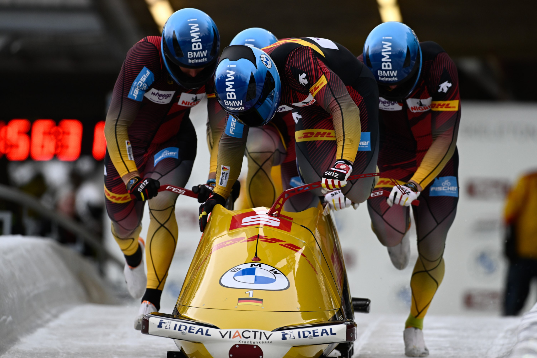 Germany's Francesco Friedrich took an outright four-man bobsleigh lead with one IBSF World Cup remaining after triumphing in Innsbruck ©IBSF